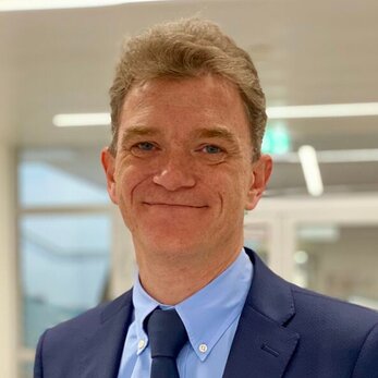 Prim. Univ.-Prof. Dr. Falk Röder