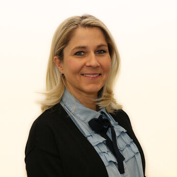 Pavla Micanova, MBA