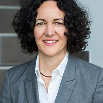 Univ.-Prof.in Dr.in Maria Flamm, MPH 