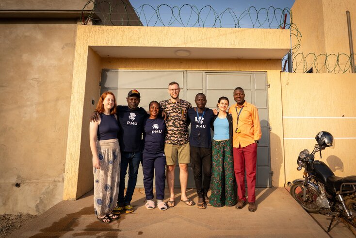 PMU-Studierende während ihrer Famulatur in Togo