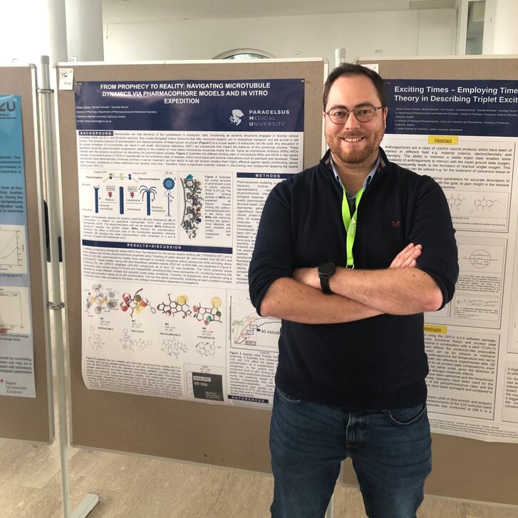 Florian Fischer gewinnt Poster Award bei Young Chemists Summit 2024