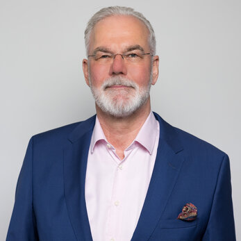 Univ.-Prof. Dr. Dr. h.c. Jürgen Osterbrink