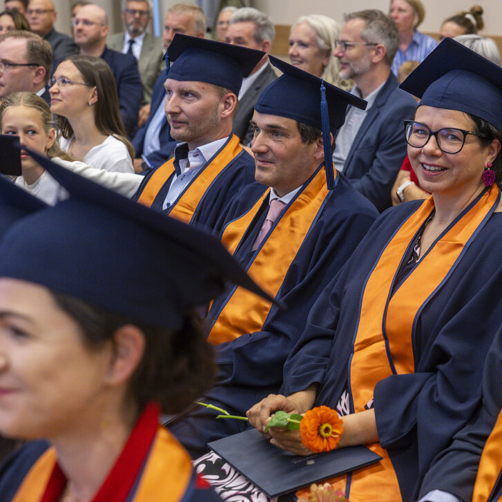 Berufsbegleitend abgeschlossen: Akademische Feier der Masterstudiengänge Health Sciences & Leadership und Palliative Care