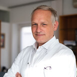 Christian Dinges, Absolvent des ULG Health Sciences & Leadership Porträt von Christian Dinges, Absolvent