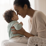 Mutter mit Kleinkind